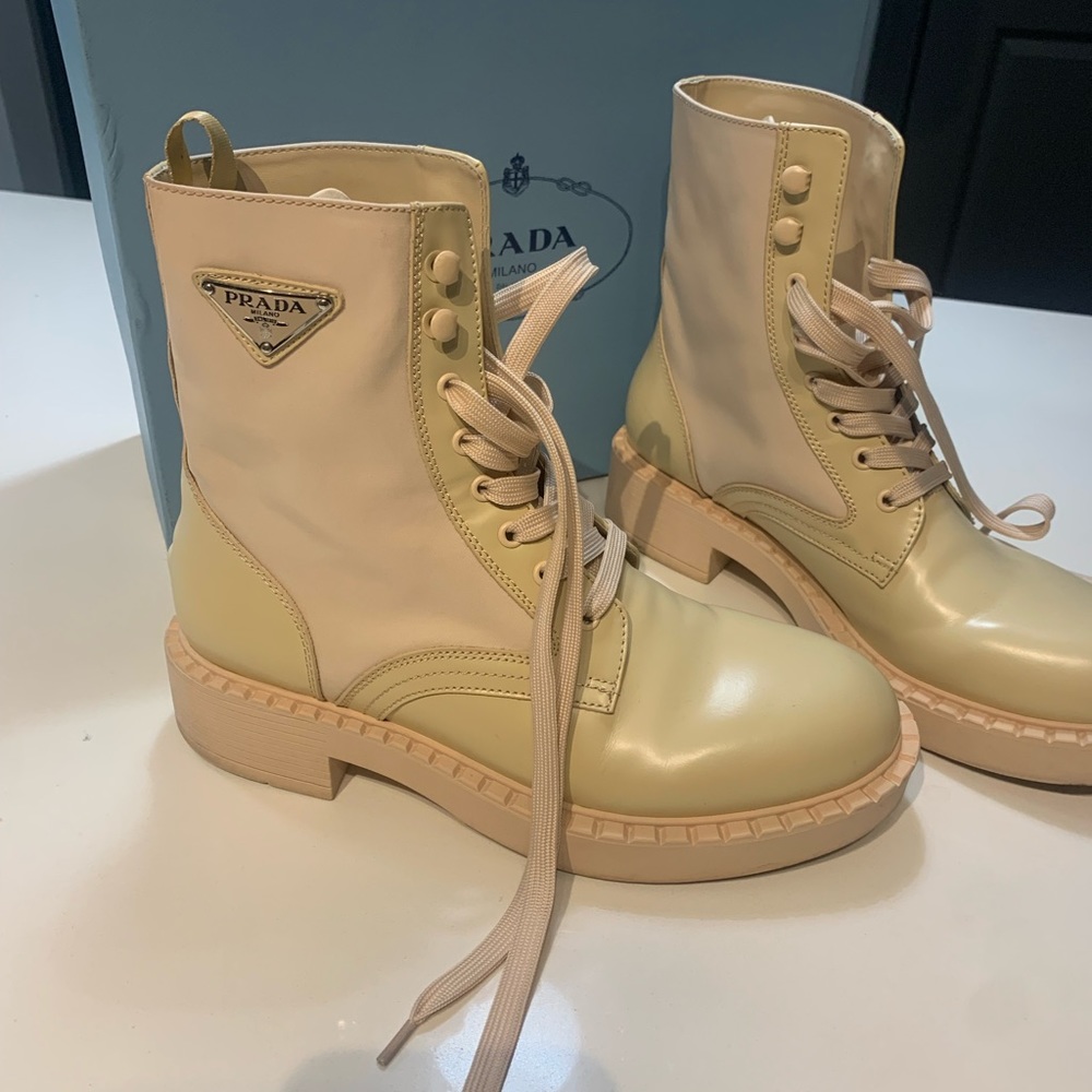 “Prada” beige boots - Picture 2 of 6
